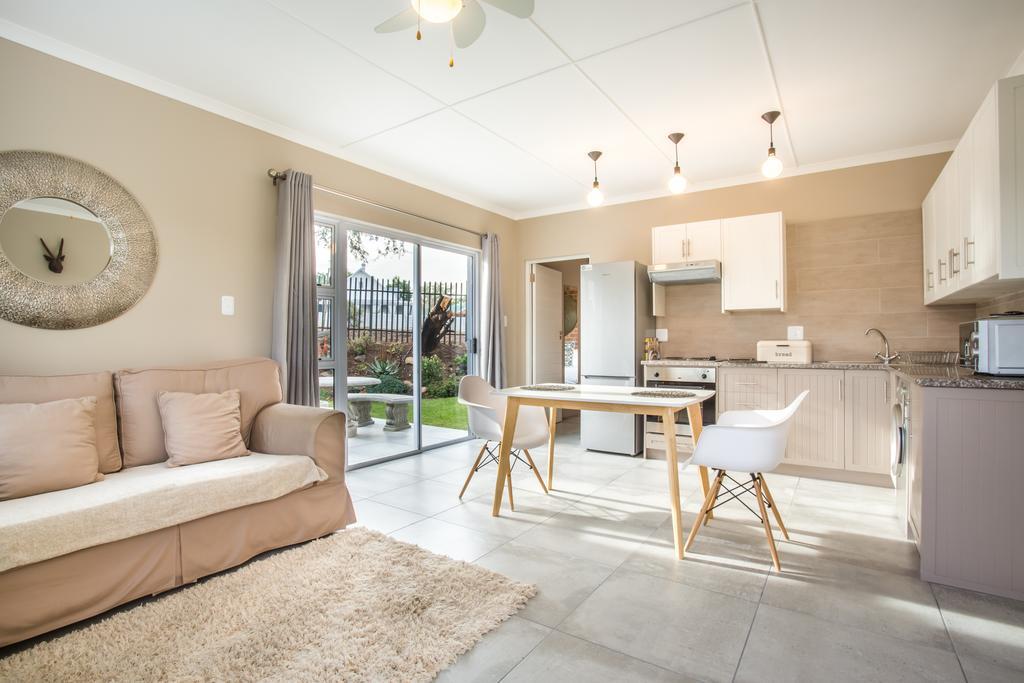 Vila El Dorado 65 Luxury Self Catering Oudtshoorn Exteriér fotografie